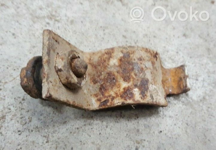 Volkswagen Golf III Supporto per boccola della barra antirollio, anteriore 191411334