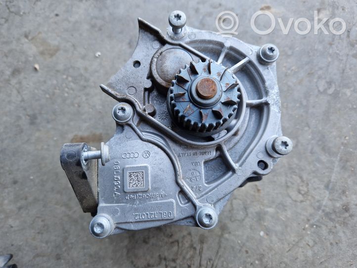 Audi A3 S3 8V Pompe de circulation d'eau 06L121111M