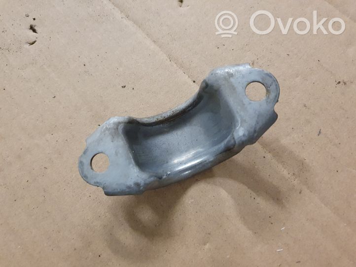 Audi A5 Mocowanie stabilizatora osi przedniej 4D0411336G