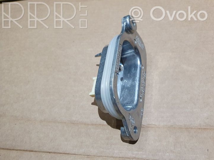 Audi A3 S3 8V Ajovalojen virranrajoitinmoduuli Xenon 8V0998474