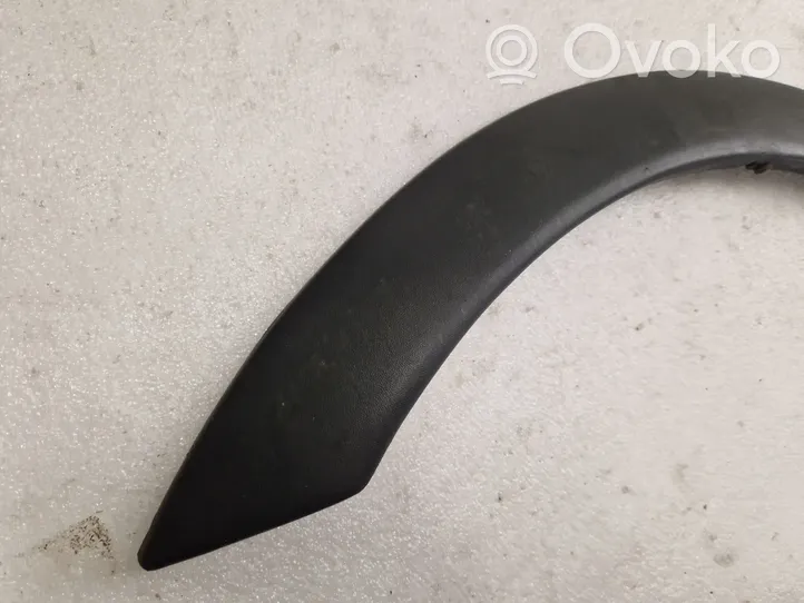 Volkswagen PASSAT B3 Rivestimento passaruota anteriore 357853085