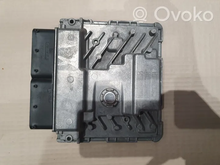 Audi A3 S3 8V Sterownik / Moduł ECU 06K907425B