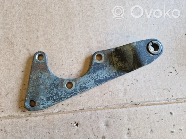 Volkswagen Scirocco Power steering pump mounting bracket 037145521