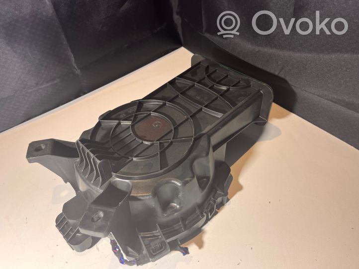 BMW X4 G02 Subwoofer-bassokaiutin 6811918