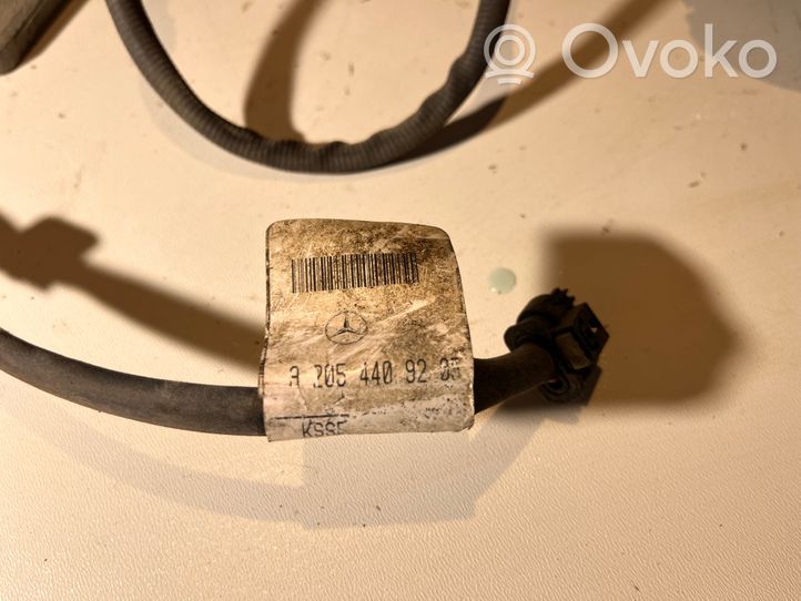 Mercedes-Benz C W205 Morsetto per la connessione del tubo della marmitta A0009053700