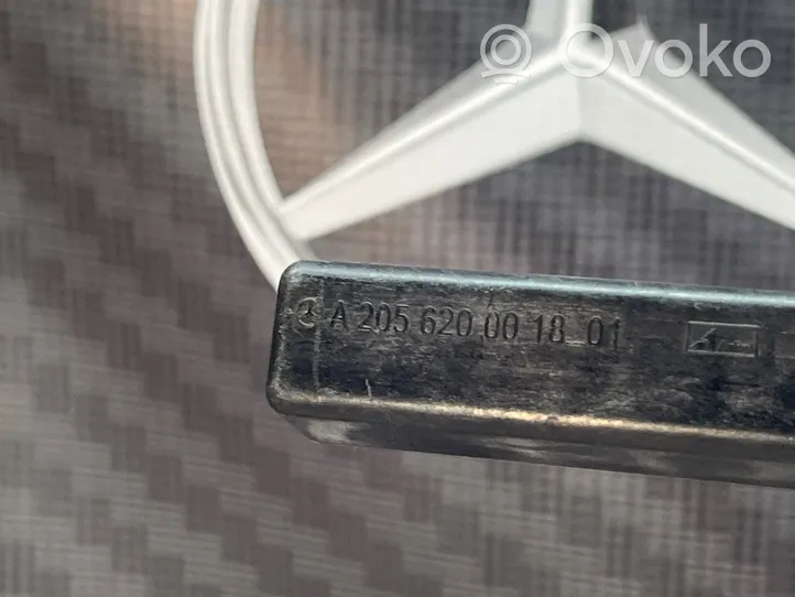Mercedes-Benz GLC X253 C253 Подошва крепления аккумулятора A2056200018
