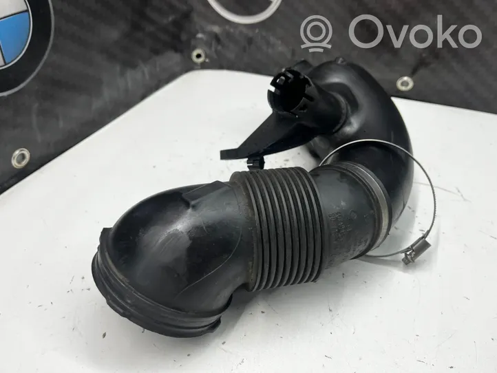 BMW 5 E60 E61 Air intake duct part 7803843