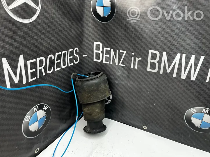 BMW 5 F10 F11 Задняя надувная подушка R307513706