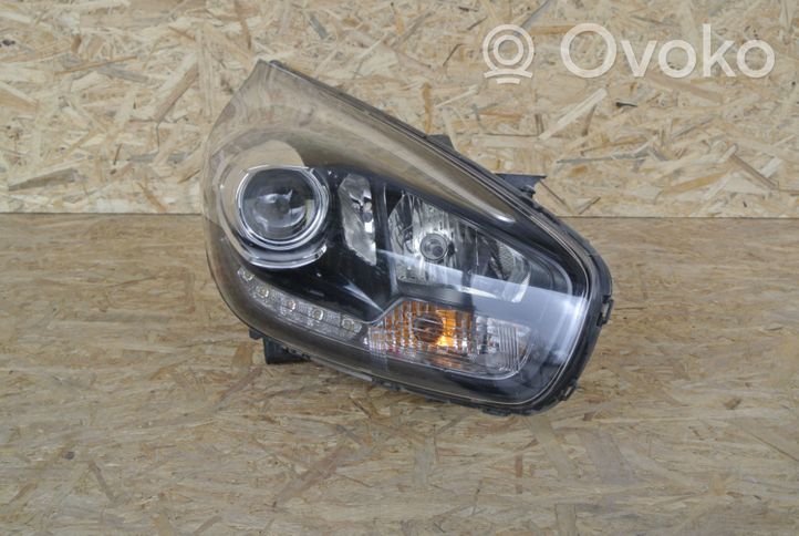KIA Rondo Headlight/headlamp 