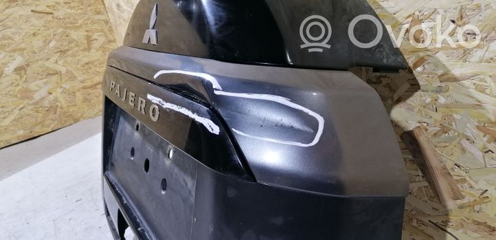 Mitsubishi Pajero Rivestimento vano della ruota di scorta 6430A262