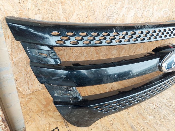 Ford Explorer Front bumper upper radiator grill BB5Z8200CA