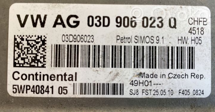 Volkswagen Fox Calculateur moteur ECU 03D906023Q