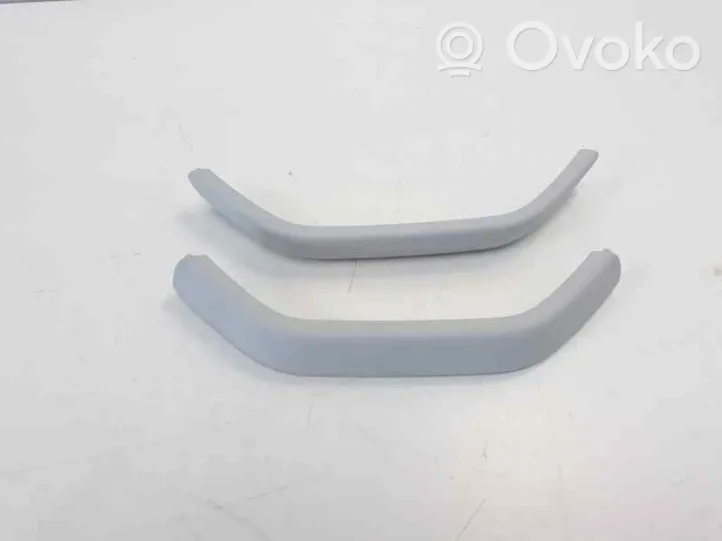 Volkswagen Transporter - Caravelle T6 Trim molding 7H0857627