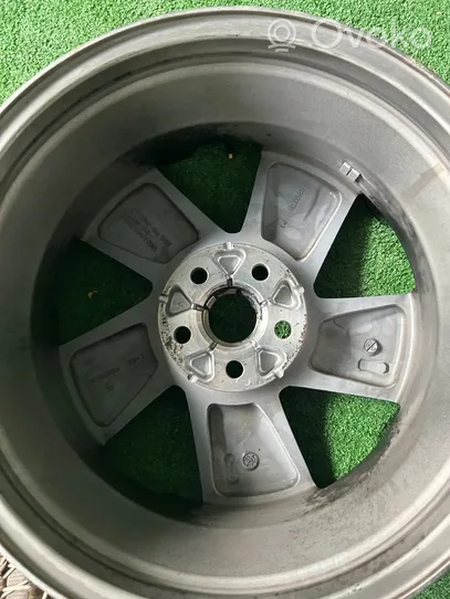 Mitsubishi Lancer X R18 alloy rim 