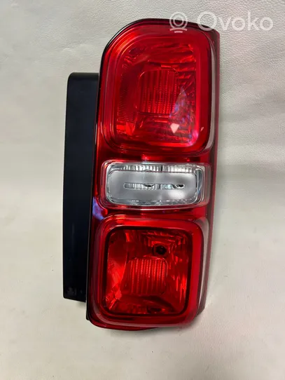 Opel Vivaro Rear/tail lights 