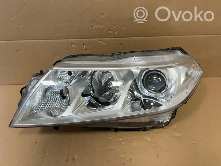 Suzuki Vitara (LY) Lampa przednia 