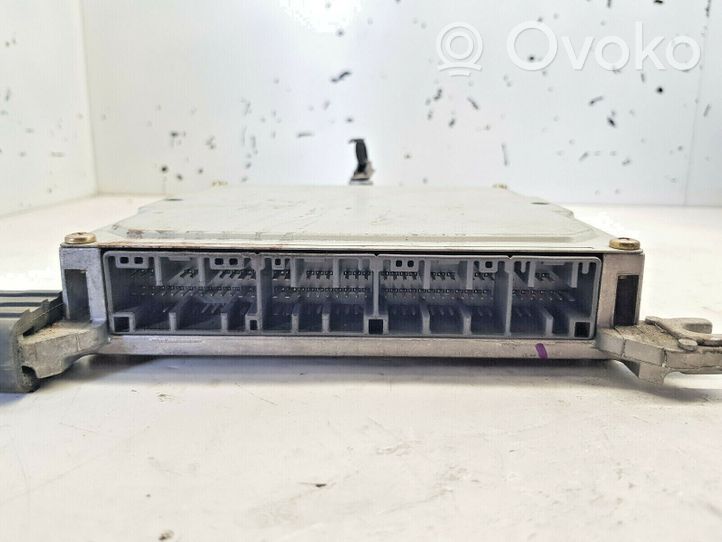 Honda CR-V Komputer / Sterownik ECU silnika 37820PHKA52