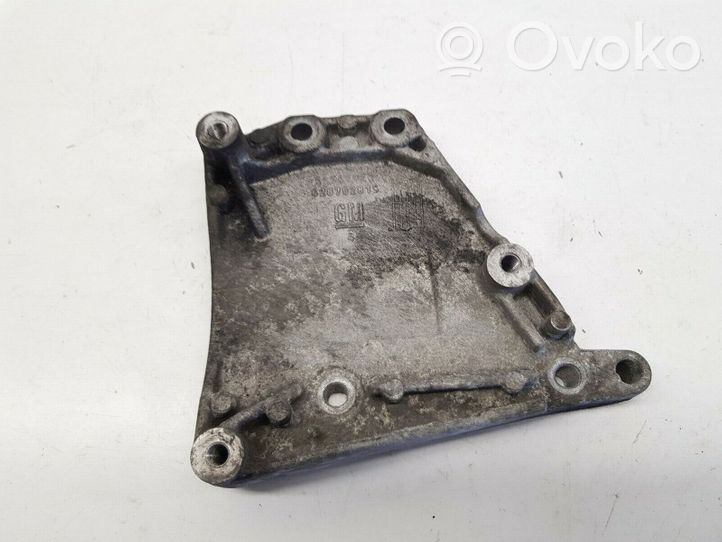 Opel Astra J Uchwyt / Mocowanie sprężarki klimatyzacji 55567925