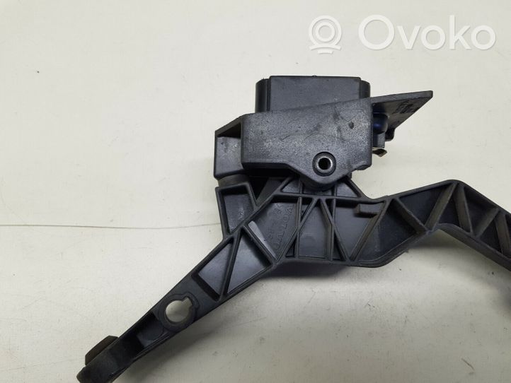 Volvo V70 Pedale dell’acceleratore 6842390