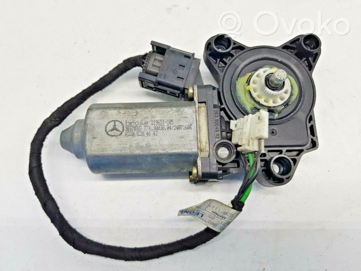 Mercedes-Benz C AMG W203 Front door window regulator motor 119651105