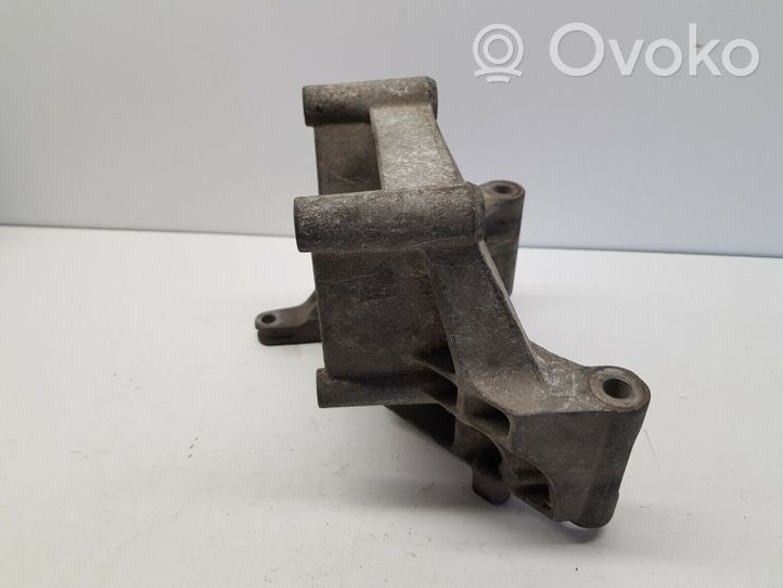 BMW 5 E34 A/C compressor mount bracket 1739514