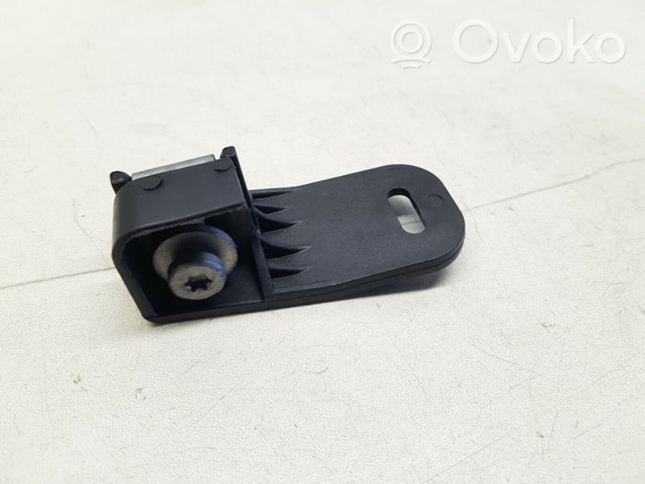 BMW 1 E81 E87 Supporto (staffa) 69406649