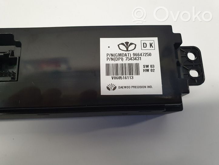 Chevrolet Epica Monitor / wyświetlacz / ekran 96647250