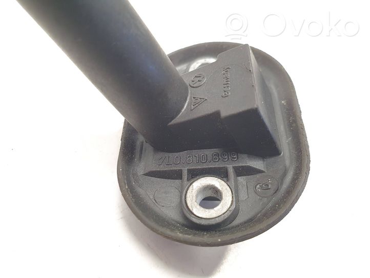 Volkswagen Touareg I Verrouillage du bouchon du réservoir de carburant 7L0810899