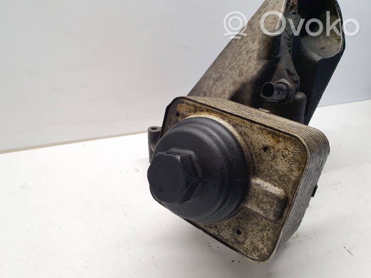 Volkswagen Touareg I Supporto di montaggio del filtro dell’olio 022199354L