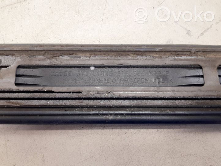 Audi A3 S3 8P Beplankung Zierleiste Seitenwand Kotflügel hinten 8P3853699B