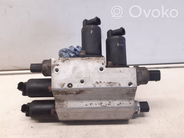 BMW 7 E65 E66 Actif barre stabilisatrice valve contrôle bloc 6758704