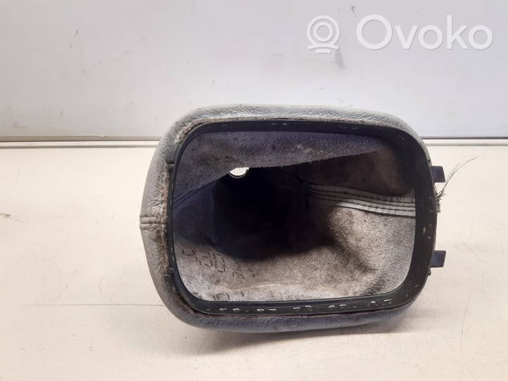 Volkswagen PASSAT B5.5 Rivestimento in pelle/manopola della leva del cambio 