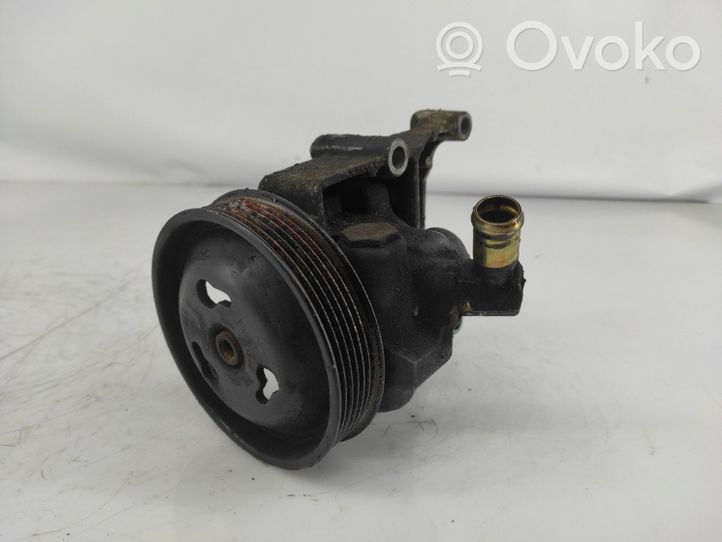 Mazda 121 SM Pompe de direction assistée 