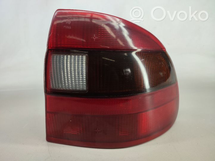 Opel Astra F Tailgate rear/tail lights 
