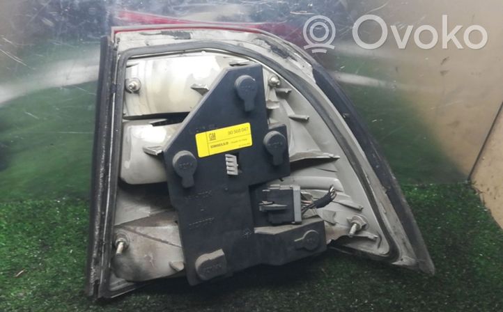 Opel Vectra B Lampy tylnej klapy bagażnika 