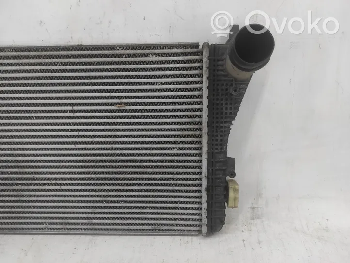 Volkswagen Tiguan Chłodnica powietrza doładowującego / Intercooler 