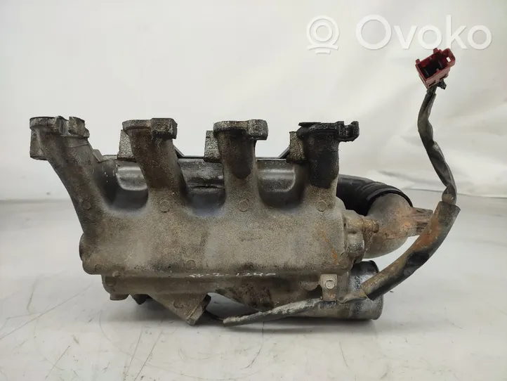 Opel Corsa A Intake manifold 