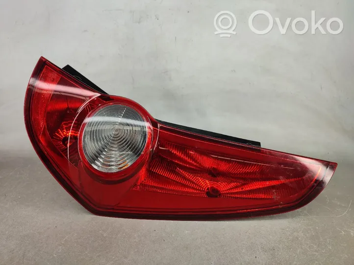 Opel Agila B Lampy tylnej klapy bagażnika 