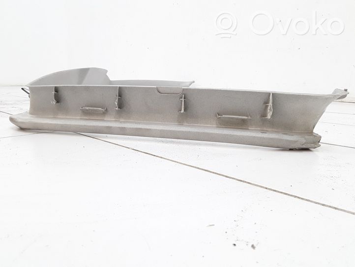 Volkswagen PASSAT B5 Obere Heckklappen-/Kofferraumabdeckung 3B9867975C