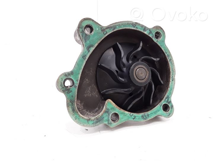 Opel Astra H Water pump 