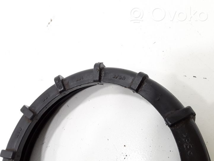 Skoda Fabia Mk1 (6Y) Bague de verrouillage pour réservoir de carburant 321201375A