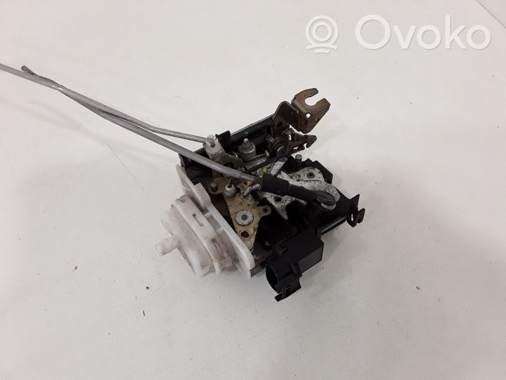 Audi A4 S4 B5 8D Front door lock 