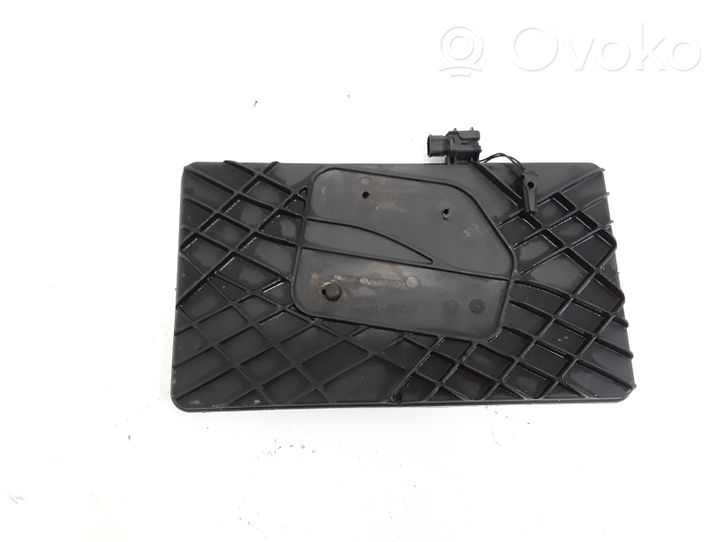 Toyota Corolla Verso AR10 Boîte de batterie 744310F010