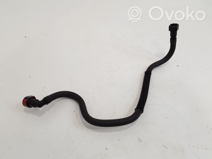 Volvo S40 Fuel line/pipe/hose 30792044