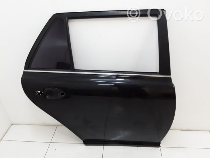 Toyota Avensis T250 Rear door 