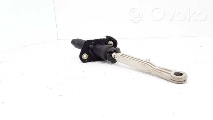 Volvo V70 Clutch slave cylinder 