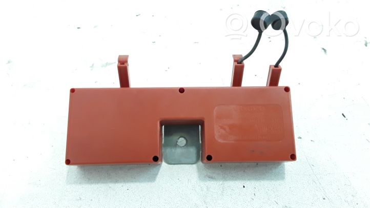 Volvo V70 Antenos stiprintuvas 8637602