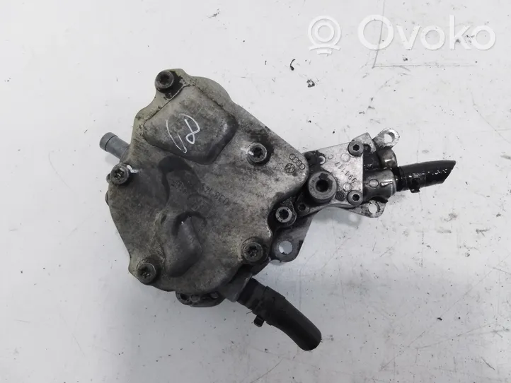 Volkswagen Golf IV Pompe à vide 038145209A