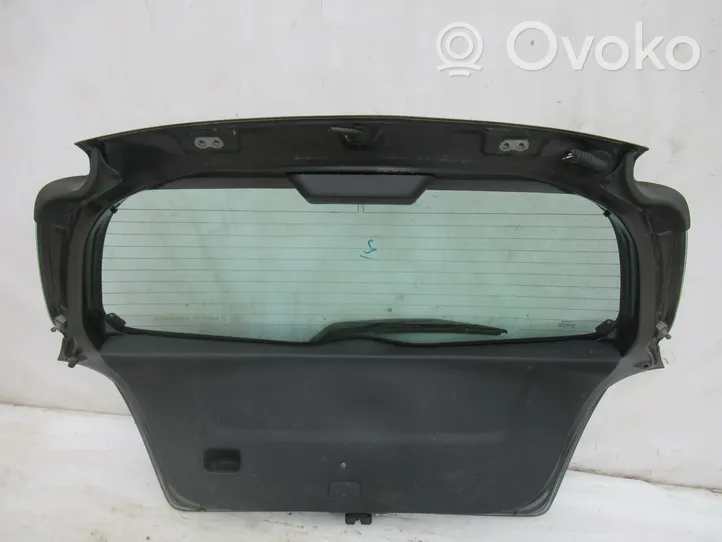 Toyota Yaris Takaluukun/tavaratilan kansi 1F80611YH