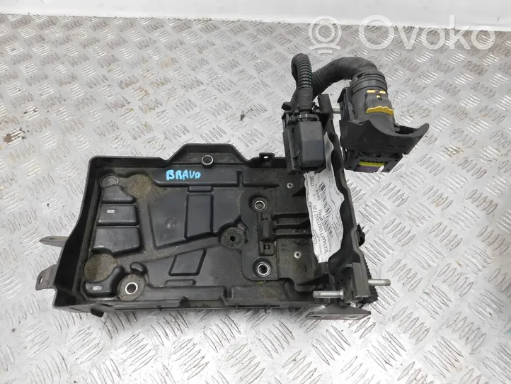 Fiat Bravo Boîte de batterie 51828595